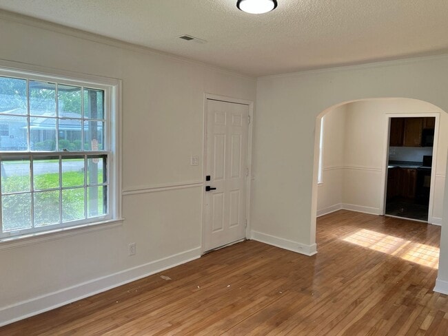 Photo - COMING SOON! 2/ 1 Home for Rent!