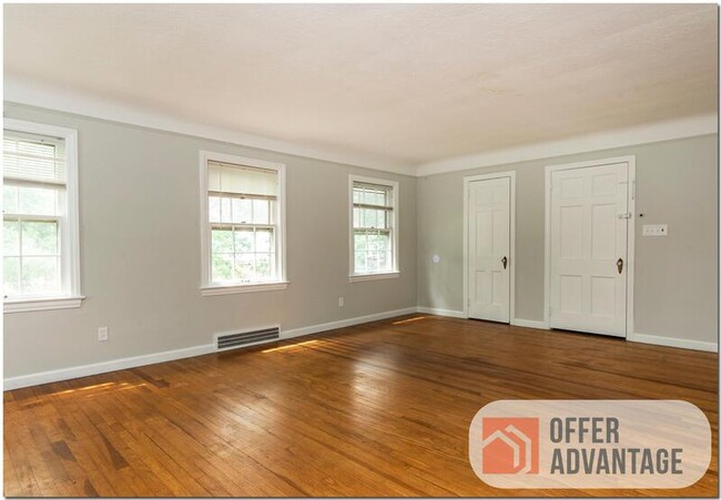 Photo - 1469 Genesee Rd Condo