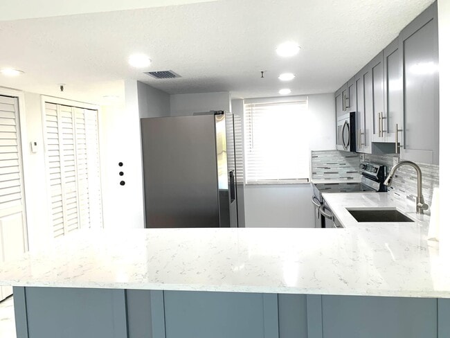 Photo - 2788 Tennis Club Dr Unit 401