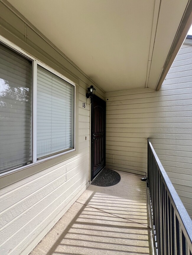 Photo - 1 Bedroom, 1 Bathroom Condo