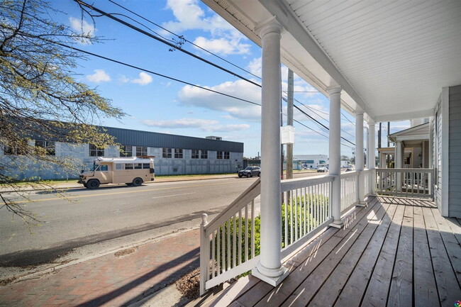 Photo - 931 W Leigh St