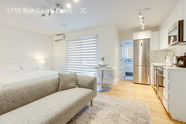 Photo - 1755 R. Saint-Denis Unit 3C