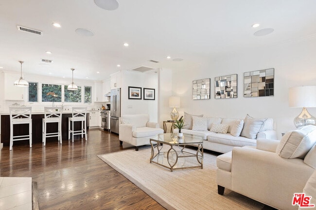 Photo - 3955 Weslin Ave