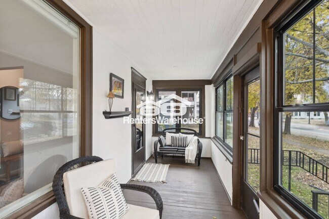 Photo - 3220 Minnehaha Ave