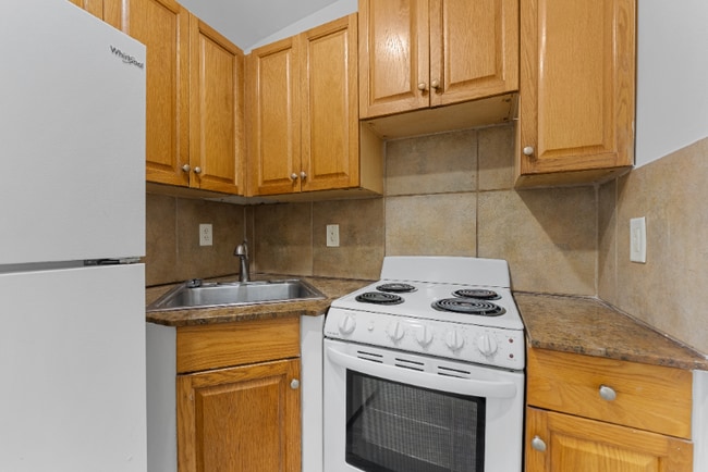 Photo - 1141 NE 23rd Terrace Unit 1141 NE 23rd Terrace,  4