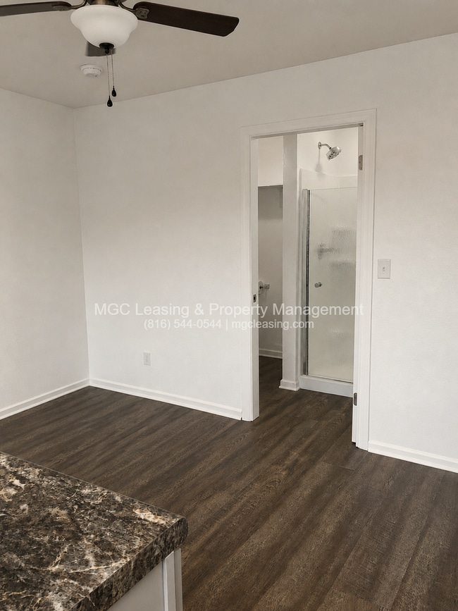 Photo - 313 SE Grand Ave Unit 313-6 SE Grand Ave