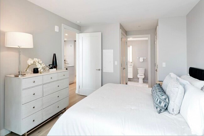 Photo - 60 6th Ave Unit 2