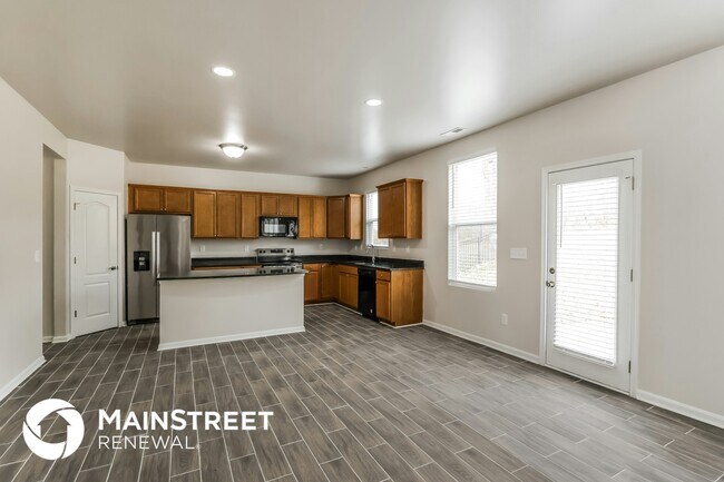 Photo - 16991 Green Crest Ln