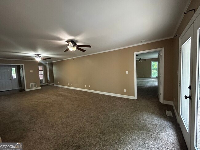 Photo - 308 Wynterhall Dr