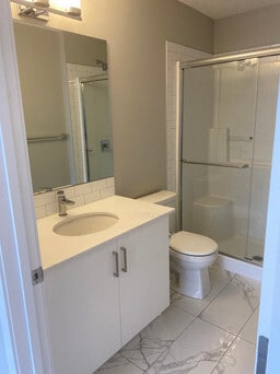 Photo - 301 Redstone Blvd NE