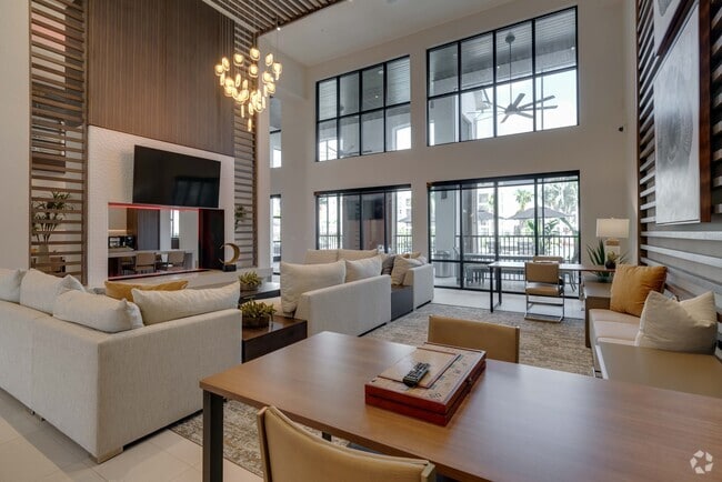 Resident Lounge - The Edison Daytona