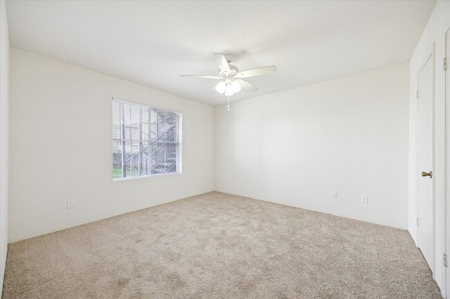 Photo - 1660 W T C Jester Blvd Unit 804