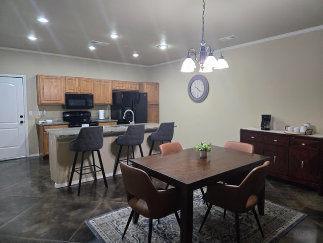 Photo - 6310 Nancy Ellen St