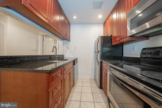 Photo - 1726 Wallace St Unit 101