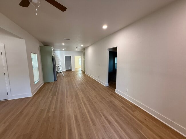 Photo - 2406 Gorman Ave