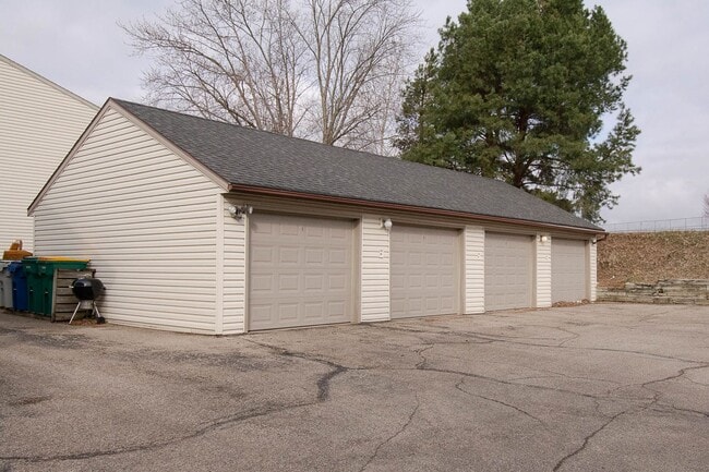 Photo - Secure Main Floor Condo w/ Garage!