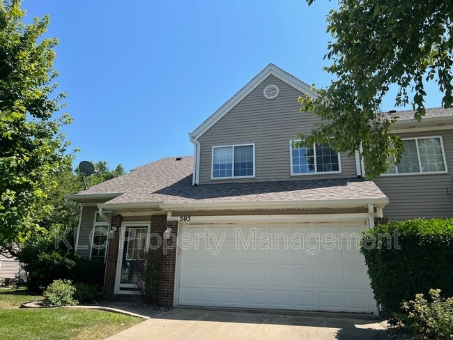 Building Photo - 6855 Woodland Ave Unit 505