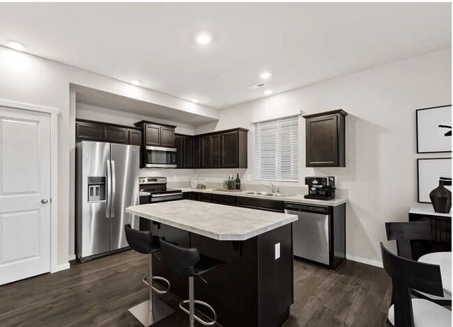 Photo - Fabulous 4-bedroom home in desirable Lipoma Firs Community of Puyallup!!