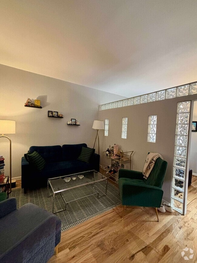 Building Photo - 1413 T St NW Rental