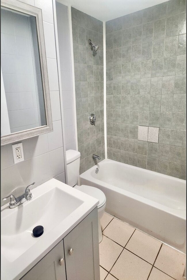 Photo - 22-24 Lawn Avenue Unit #1F