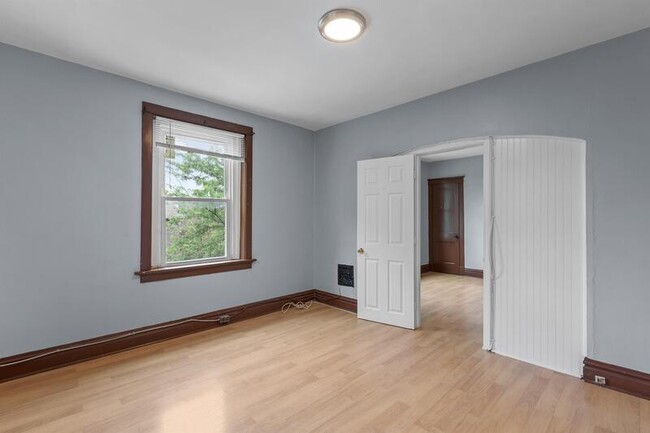 Building Photo - 3208 Delor St Rental