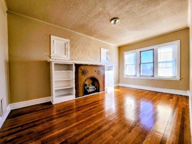 Building Photo - 4248 W 14th St Unit 1