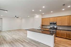 1511 Emma Lk Dr