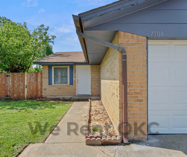 Photo - 7500 NW 113th Pl