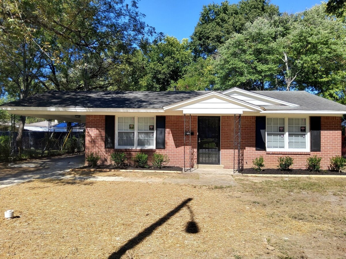 Photo - 3620 Sharpe Ave