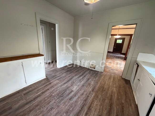 Photo - 1210 Sherman-