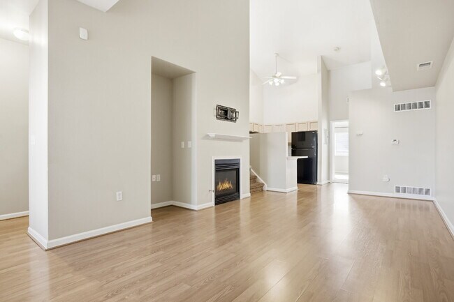 Photo - Large Two Bedroom Condo in Aurora Unit G