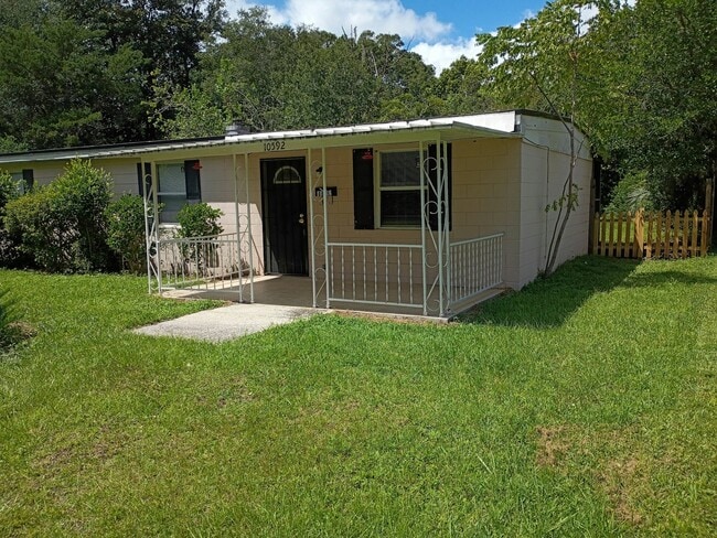 Building Photo - 10592 Haverford Rd