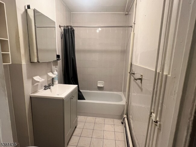 Photo - 416-418 E Main St Unit 3W