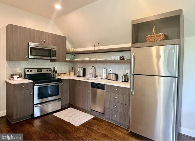 Photo - 10601 Red Barn Ln