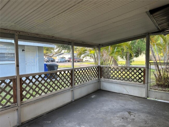 Photo - 461 89th Ave N