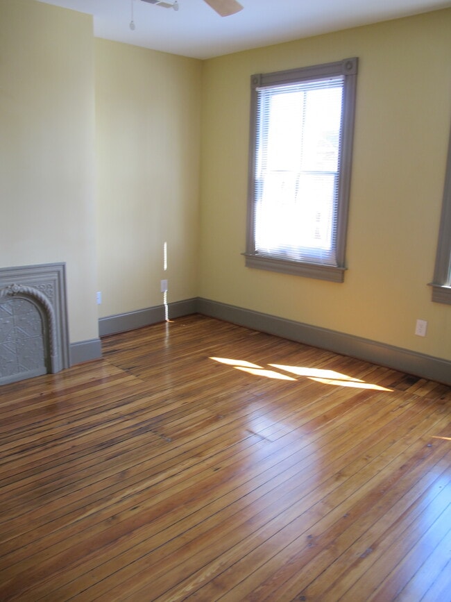 Photo - 1307 Bainbridge St