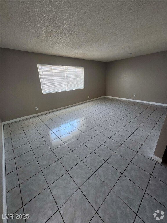Building Photo - 33 Gold Bar Ct Unit C Rental
