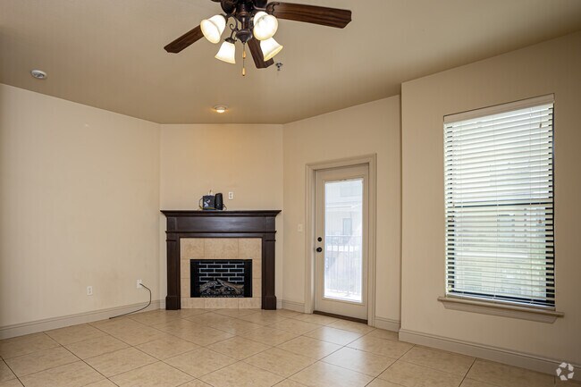 2BR, 2.5BA - 1,903SF