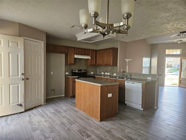 Photo - 18468 Sunrise Oaks Ct