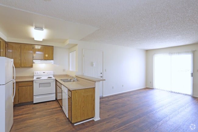 2BR, 1 BA - 852 SF