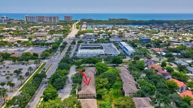 Photo - 3939 NE 5th Ave Unit A107