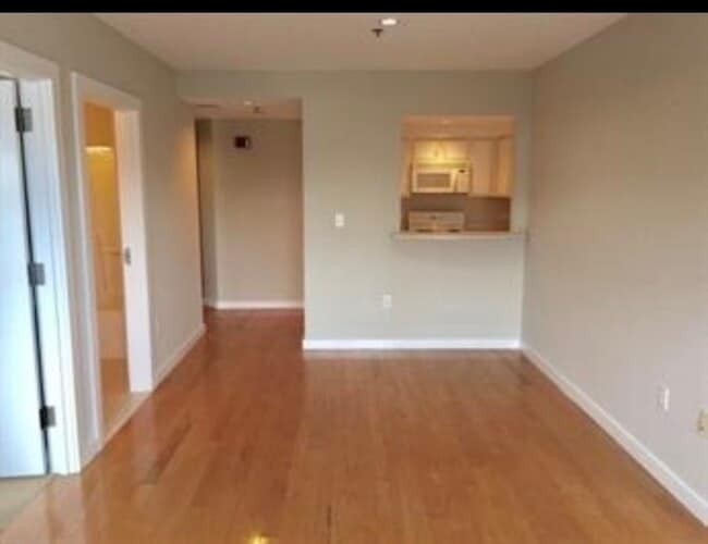 542 Commonwealth Ave Unit 7E