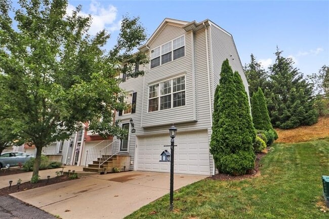 Photo - 10550 Cherry Grove Ct
