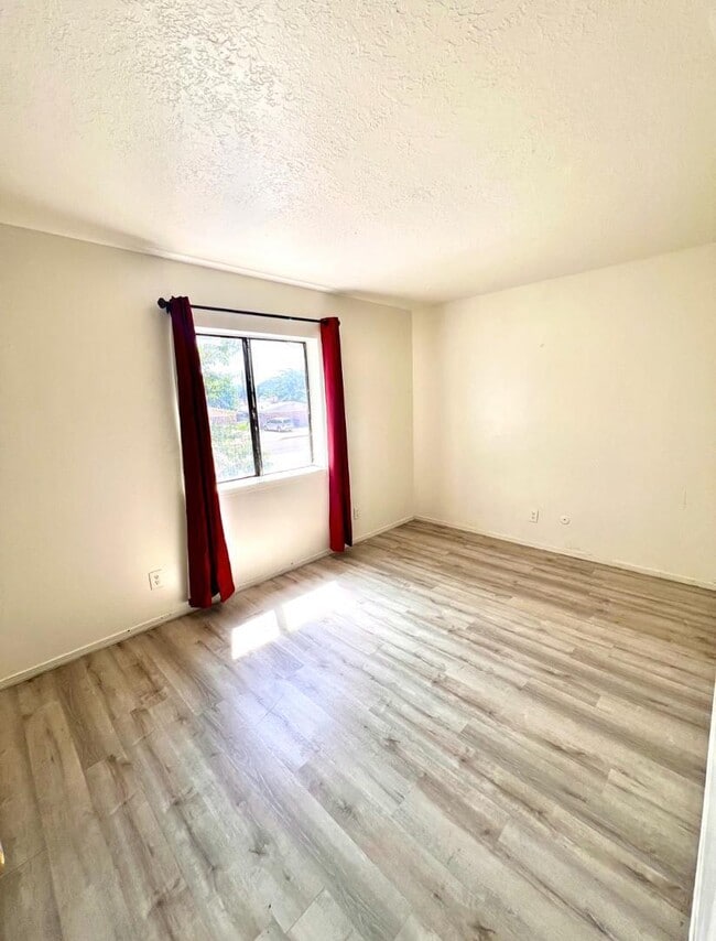 Photo - 401 Georgia St SE