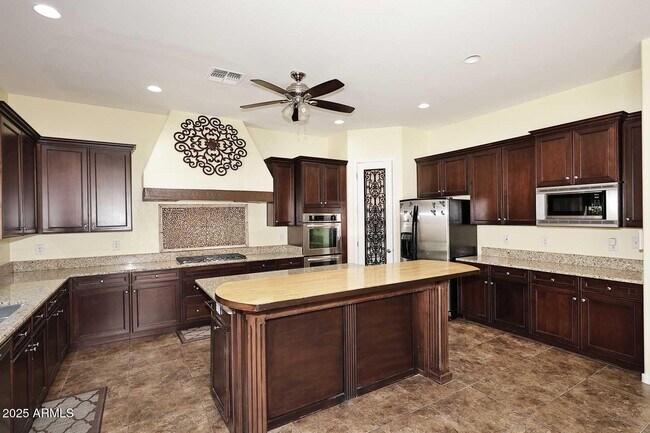 Photo - 2422 East Charlotte Dr