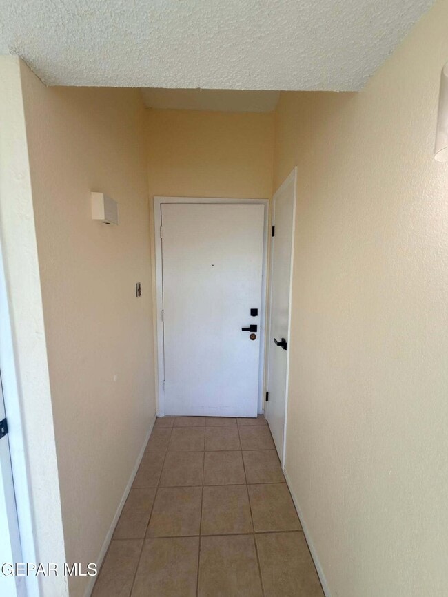 Photo - 2121 Lake Omega St