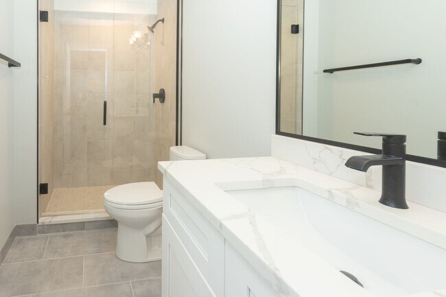 Photo - 4409 N Seeley Ave Unit 1A