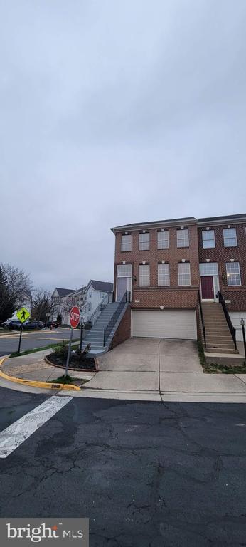 Photo - 2601 Tarleton Corner Dr Townhome