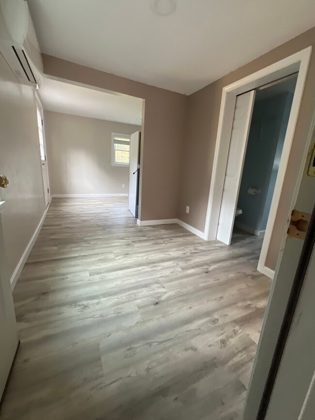 Building Photo - 191 Wheelock Ave Rental