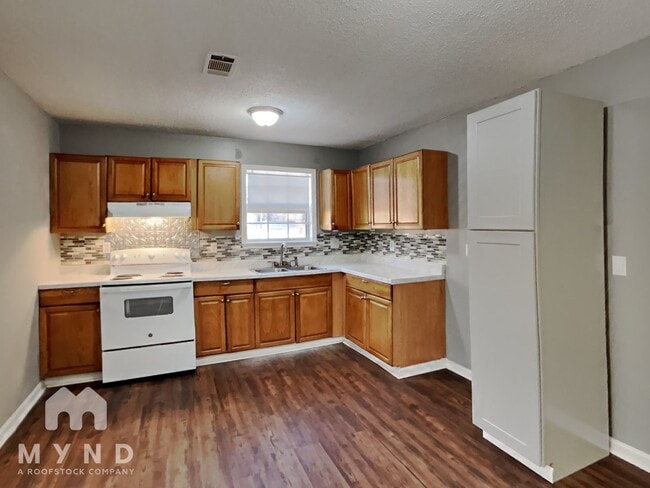 Photo - 759 Olympic St